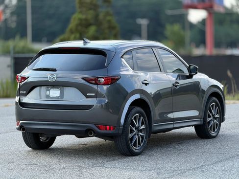 Used 2018 MAZDA CX-5 Touring w/ Preferred Equipment Package FWD image 9