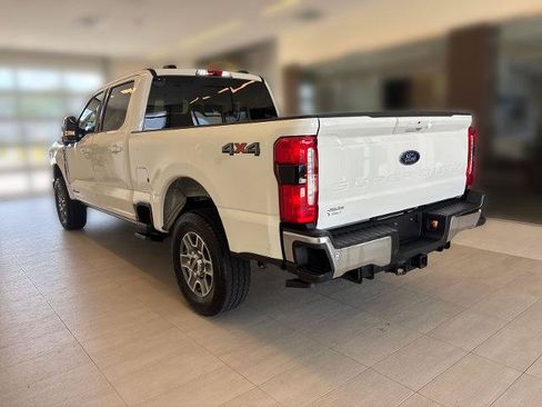 Certified 2025 Ford F250 Lariat w/ Lariat Ultimate Package AWD/4WD image 3