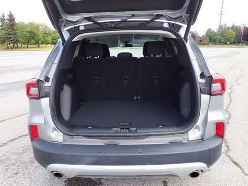 Certified 2023 Ford Escape Active AWD/4WD image 23