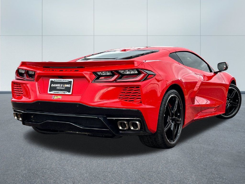 Used 2026 Chevrolet Corvette Stingray Coupe w/ 1LT RWD image 2