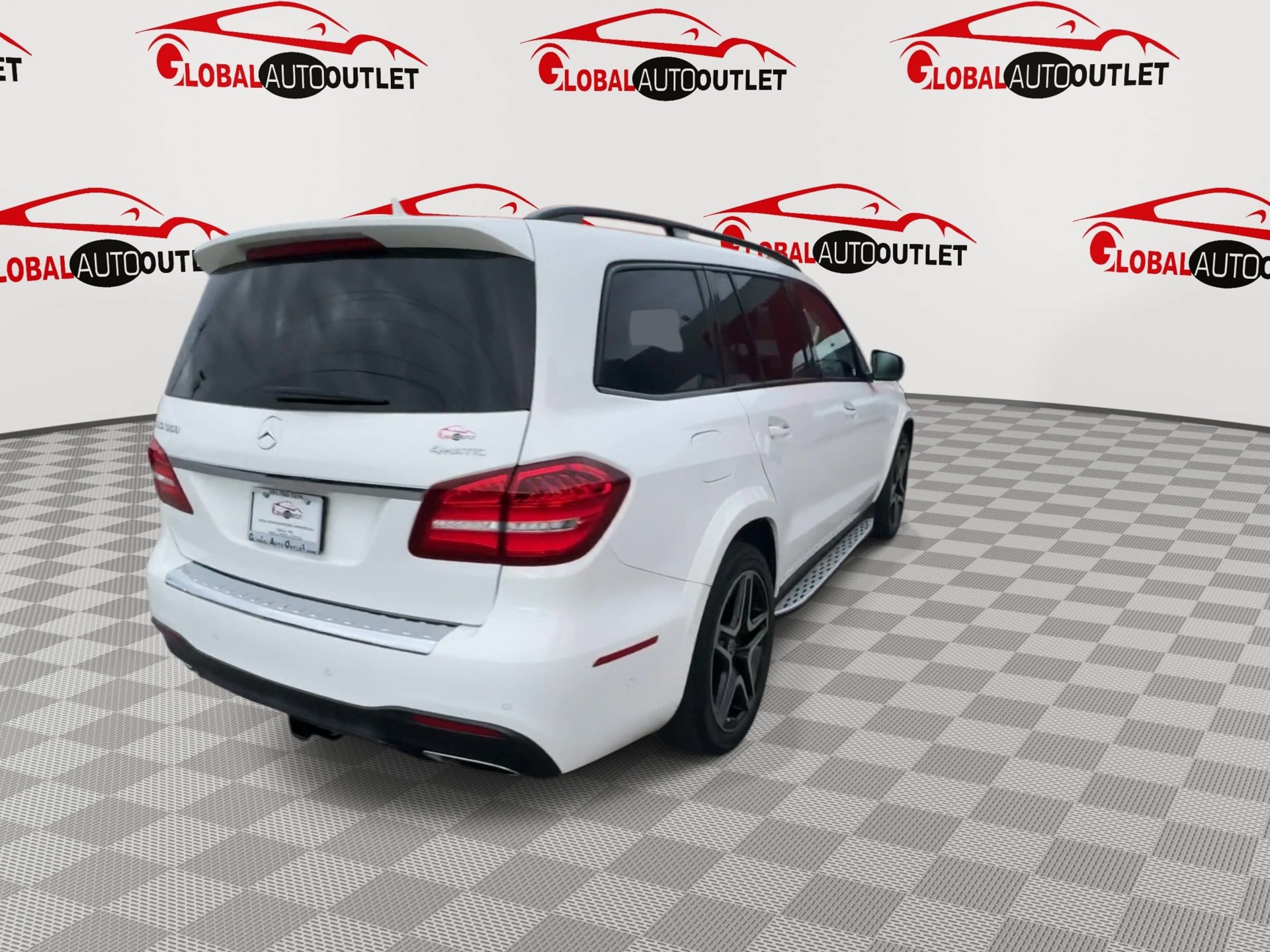 Used 2018 Mercedes-Benz GLS 550 4MATIC w/ Driver Assistance Package image 7