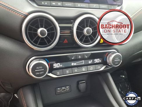 Used 2023 Nissan Sentra SR w/ SR Premium Package image 12