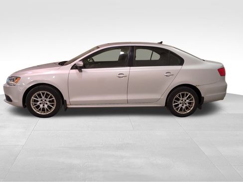 Used 2012 Volkswagen Jetta SE image 7