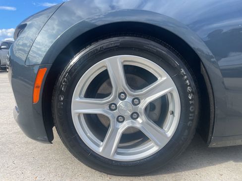 Used 2021 Chevrolet Camaro LT image 7