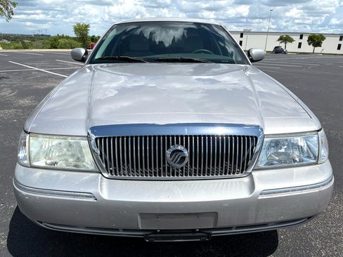Used 2005 Mercury Grand Marquis GS image 12