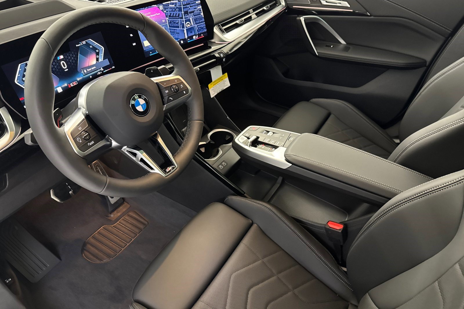 Used 2026 BMW X2 xDrive28i w/ Technology Package AWD/4WD image 4
