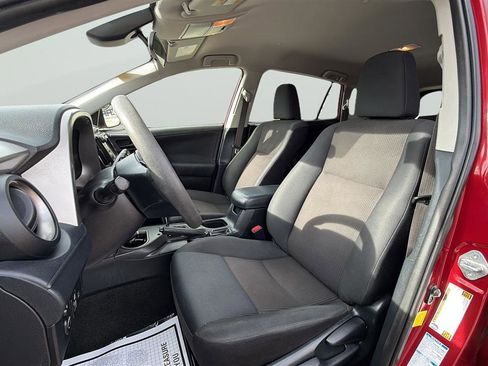 Used 2018 Toyota RAV4 LE w/ All Weather Liner Package image 26