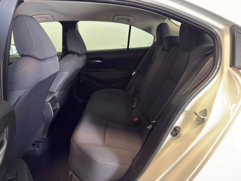 Used 2021 Toyota Corolla LE FWD image 21