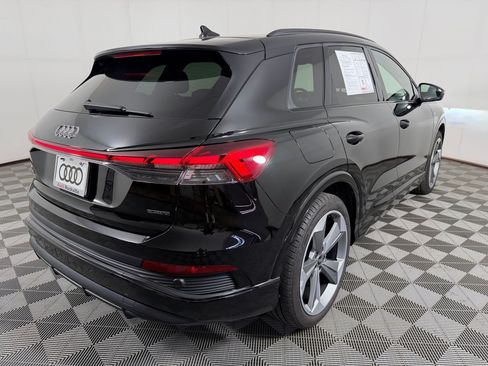 Used 2025 Audi Q4 e-tron Prestige w/ Black Optic Package AWD/4WD image 9