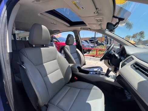 Used 2017 Honda HR-V EX-L image 33