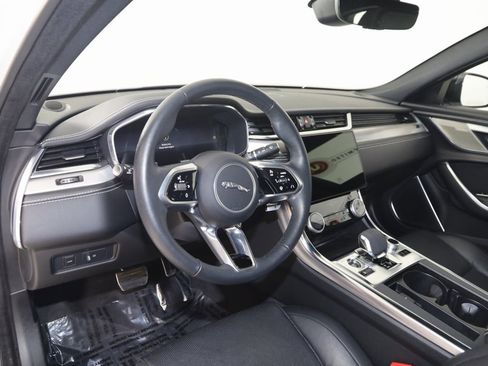 Used 2024 Jaguar XF R-Dynamic SE image 30