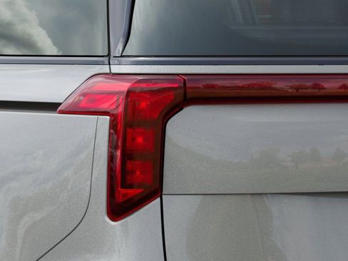 New 2026 Kia Carnival SX w/ SX Dark Edition Package FWD image 11