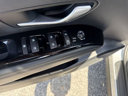 Used 2023 Hyundai Tucson Limited image 16