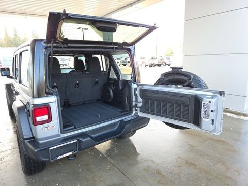 Used 2021 Jeep Wrangler Unlimited Islander w/ Uconnect 4C Nav & Sound Group image 20