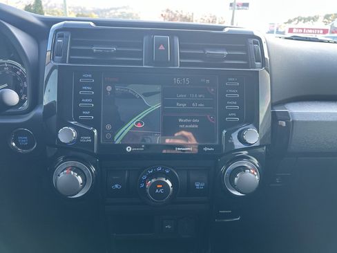 Used 2021 Toyota 4Runner Venture w/ Moonroof Package image 15