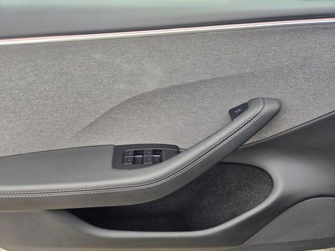 Used 2025 Tesla Model 3 RWD image 15