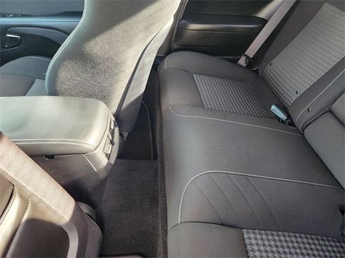 Used 2022 Dodge Challenger SRT Hellcat image 13