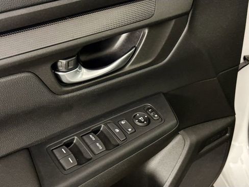 Certified 2025 Honda CR-V EX image 27