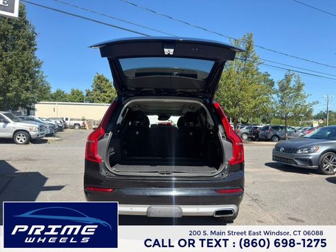 Used 2016 Volvo XC90 T6 Momentum w/ Momentum Plus Package AWD/4WD image 13