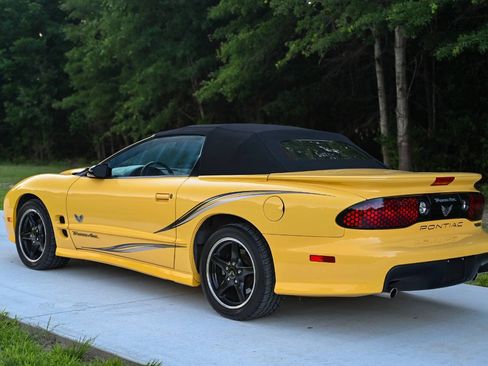 Used 2002 Pontiac Firebird Trans Am RWD image 49