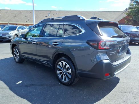 Used 2024 Subaru Outback Touring w/ Popular Package #2 AWD/4WD image 5