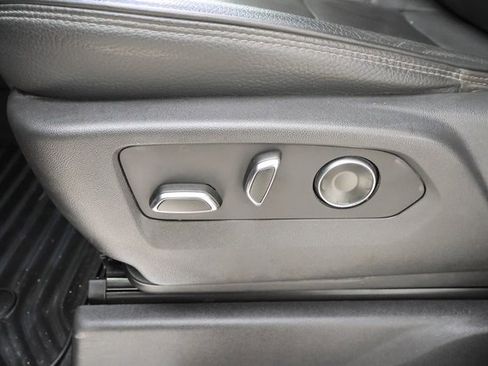 Used 2024 GMC Sierra 2500 Denali w/ Denali Reserve Package image 9