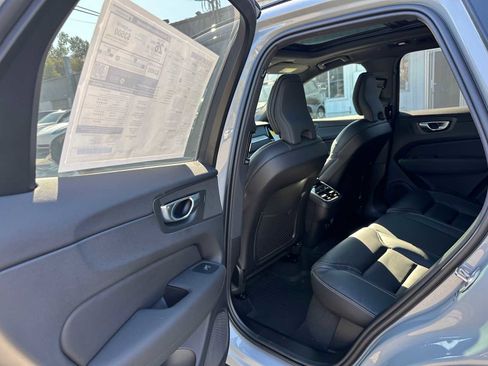 New 2026 Volvo XC60 B5 Ultra w/ Climate Package image 16