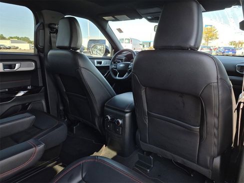Used 2023 Ford Explorer ST-Line w/ Class IV Trailer Tow Package image 16