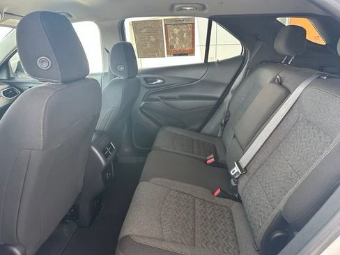 Used 2024 Chevrolet Equinox LT AWD/4WD image 23