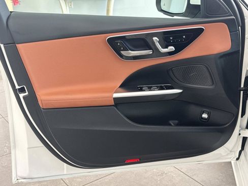 Used 2025 Mercedes-Benz C 300 Sedan image 10