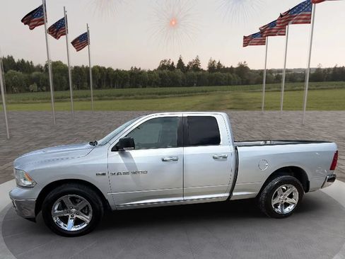 Used 2011 RAM 1500 Lone Star RWD image 3
