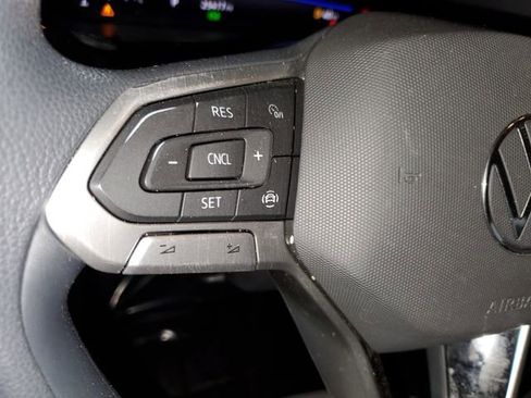 Used 2022 Volkswagen Taos S image 13