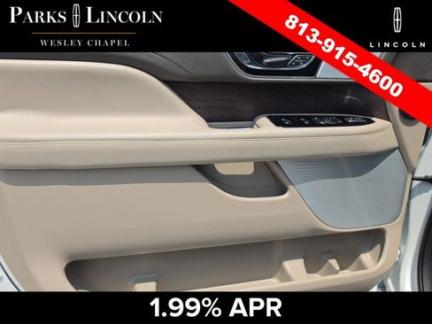 Certified 2024 Lincoln Navigator Reserve AWD/4WD image 17