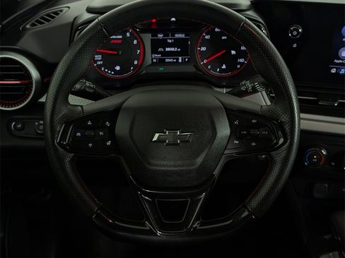 Used 2024 Chevrolet Trax RS w/ Driver Confidence Package image 12