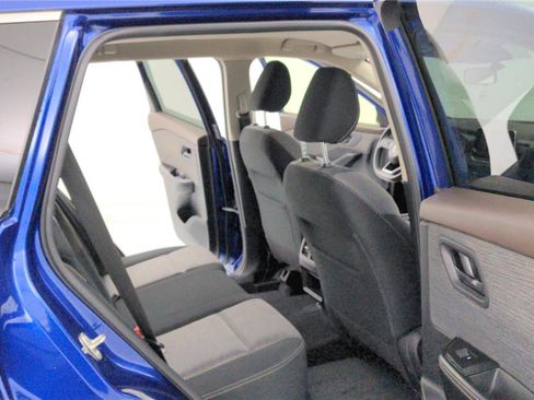 Used 2021 Nissan Rogue S AWD/4WD image 24