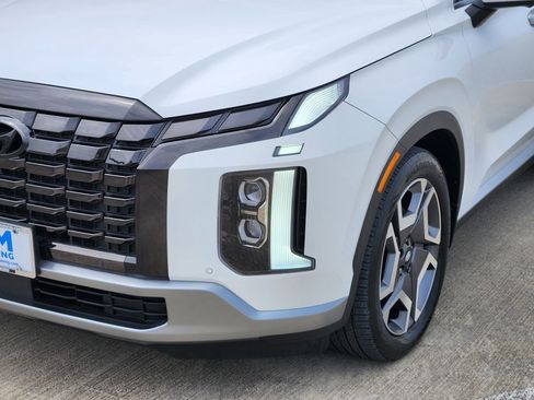 Used 2024 Hyundai Palisade SEL w/ Premium Package FWD image 12