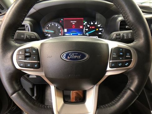 Certified 2023 Ford Explorer XLT w/ Equipment Group 202A AWD/4WD image 13