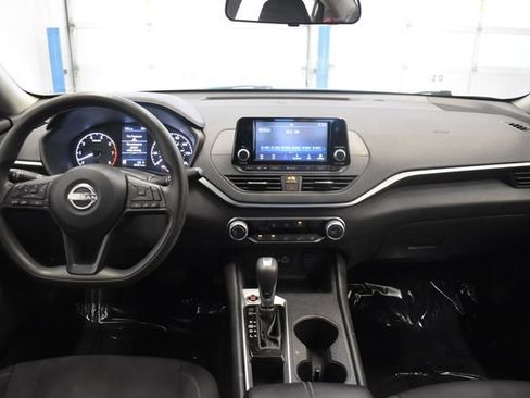 Used 2023 Nissan Altima 2.5 S FWD image 5