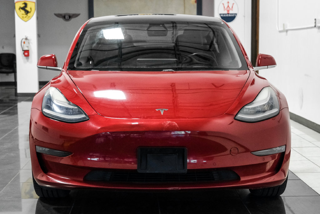 Used 2018 Tesla Model 3 Long Range RWD image 5