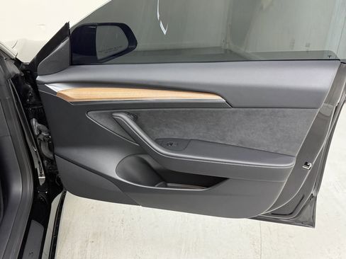 Used 2023 Tesla Model 3 Long Range AWD/4WD image 16