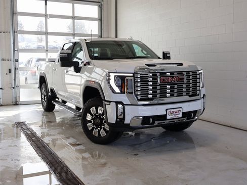 New 2025 GMC Sierra 2500 Denali w/ Denali Reserve Package image 49