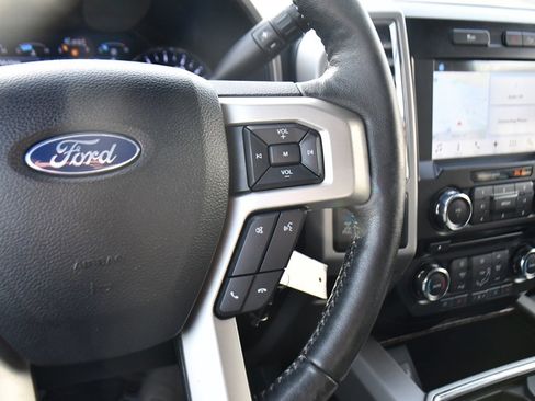 Used 2017 Ford F350 Lariat image 34