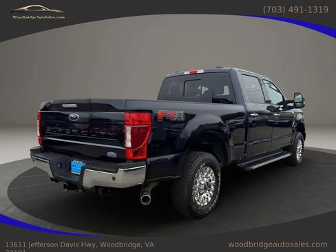 Used 2022 Ford F250 XLT w/ XLT Premium Package image 5