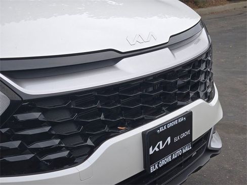Certified 2023 Kia Sportage EX image 5