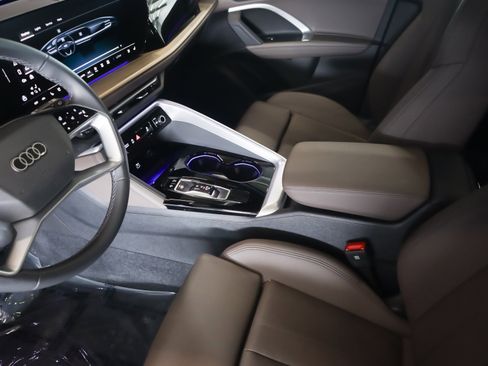 Certified 2025 Audi Q5 Premium Plus w/ Premium Plus image 23