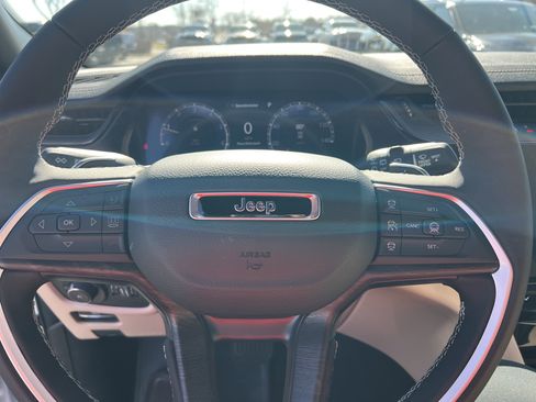 New 2026 Jeep Grand Cherokee L Limited AWD/4WD image 15