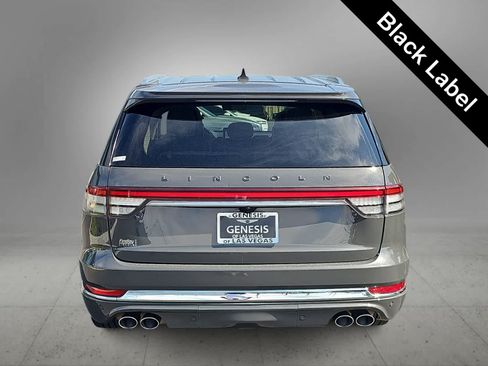 Used 2020 Lincoln Aviator Black Label w/ Class IV Trailer Tow Package AWD/4WD image 7