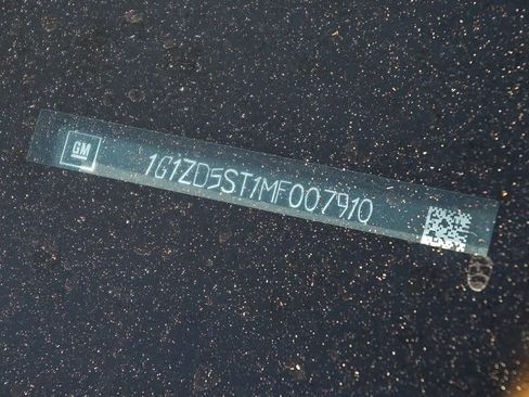 Used 2021 Chevrolet Malibu LT image 31