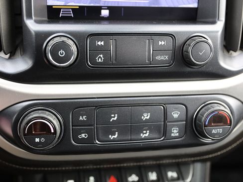 Used 2019 GMC Canyon SLT w/ Driver Alert Package image 29