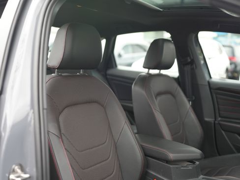 Used 2023 Volkswagen Jetta GLI Autobahn w/ GLI Black Package image 23